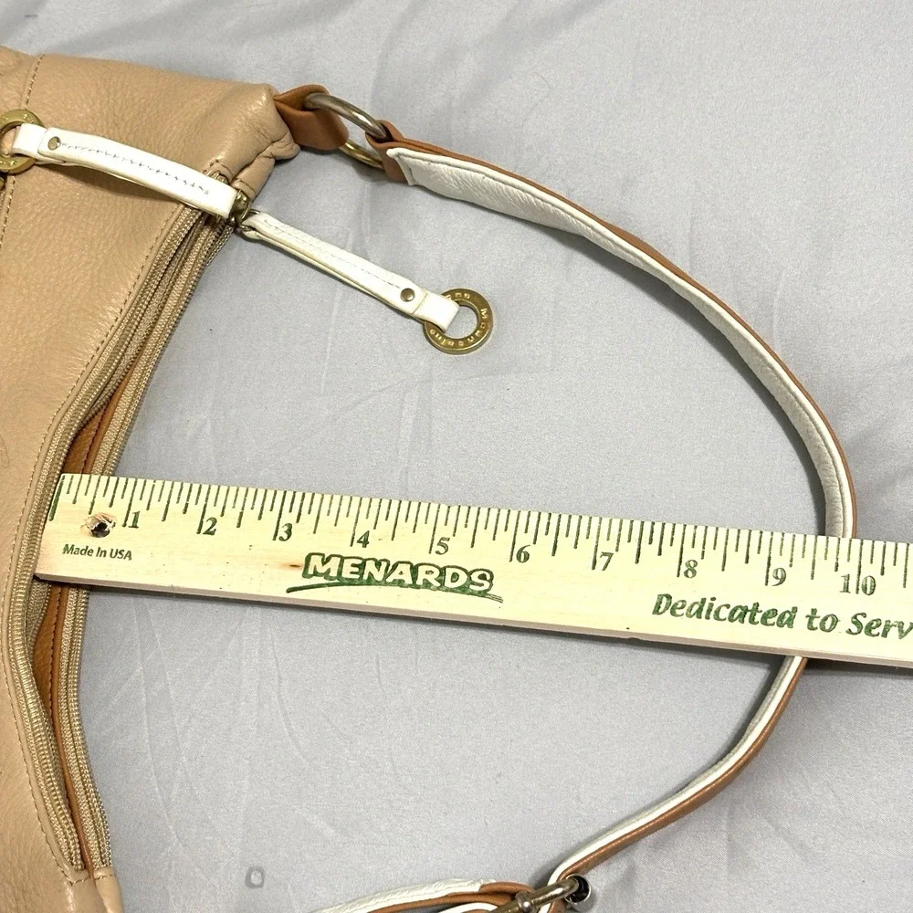Stone Mountain Genuine Leather Light Tan Hobo Shoulder Bag